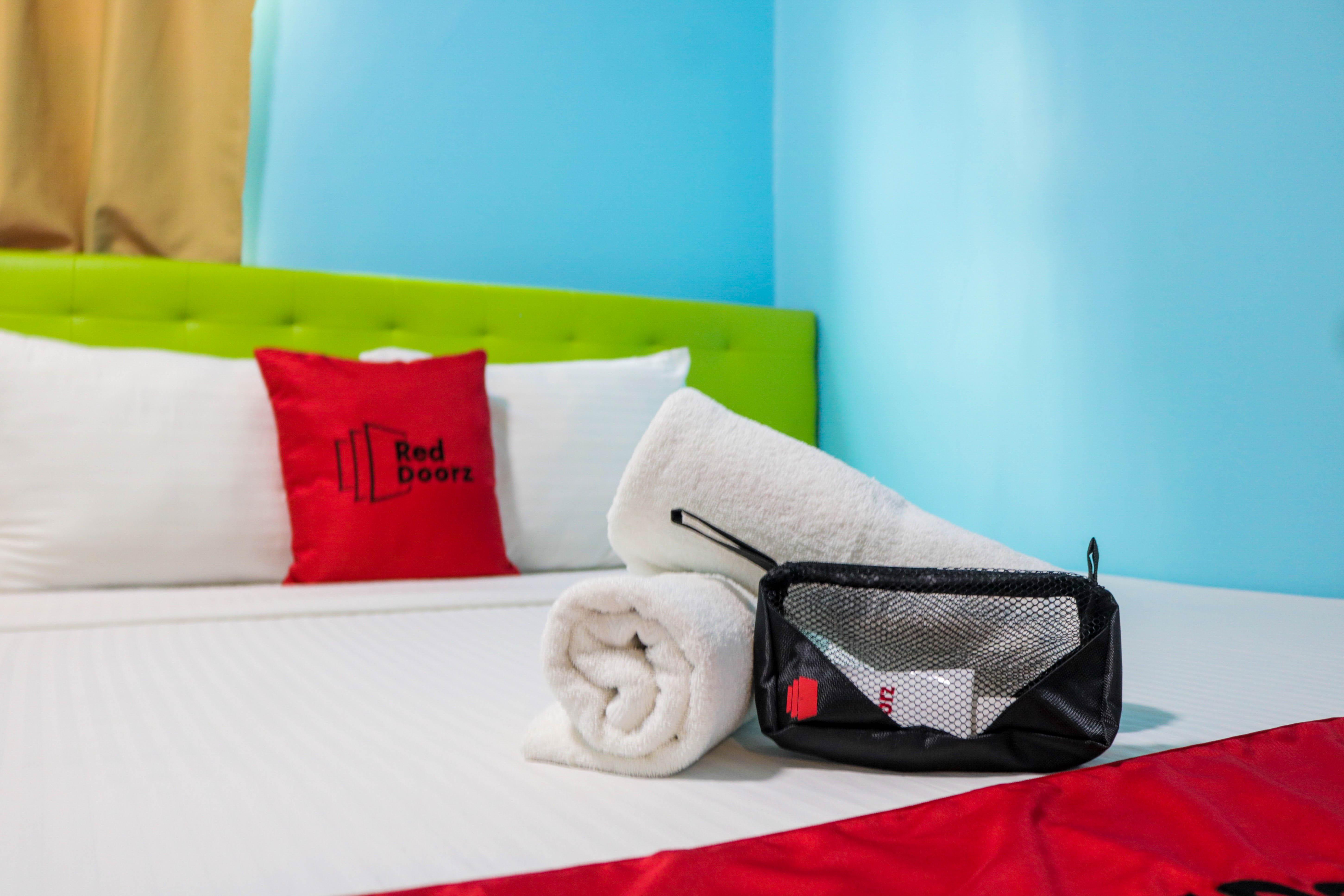 Reddoorz Plus New Era Budget Hotel Mandaue Former Reddoorz Plus Near Uv Mandaue Cebu Extérieur photo